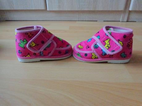 Ružové papučky, baťa,21