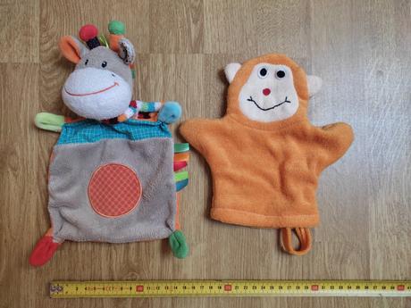 Rozne hracky na kocik, hrkalky a ine, 