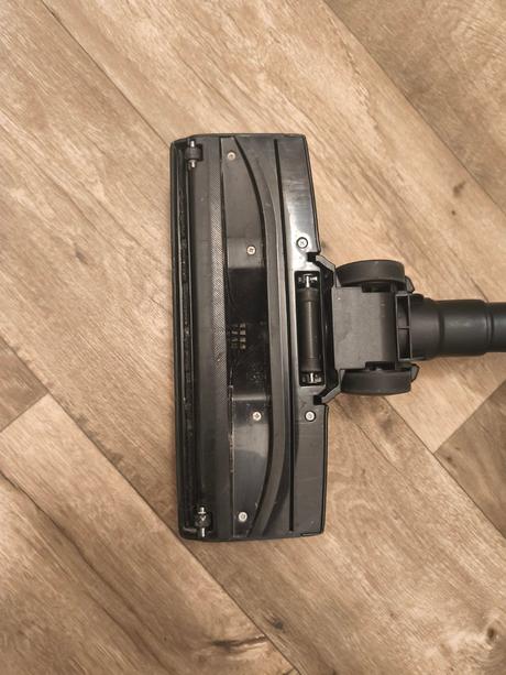 Vysávač concept vp8290 real force,