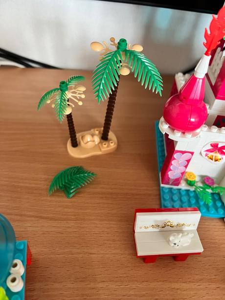 Stavebnica banbao loving world - svadobná kaplnka, 