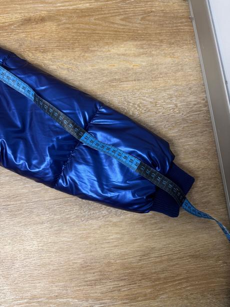 Modrá metalická bunda, sinsay,152