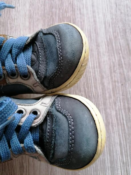 Prechodné topánocky, bambulini,23