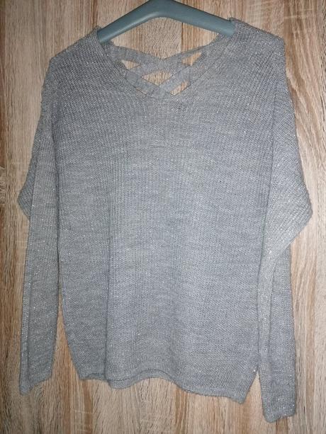 Svetrík s trblietavou striebornou niťou, xs