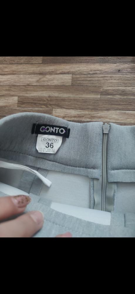 Dámska áčková sukňa, s