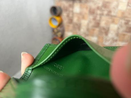 Louis vuitton epi leather peňaženka, louis vuitton