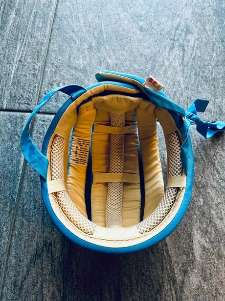 Ochranna helma pre batolata, 