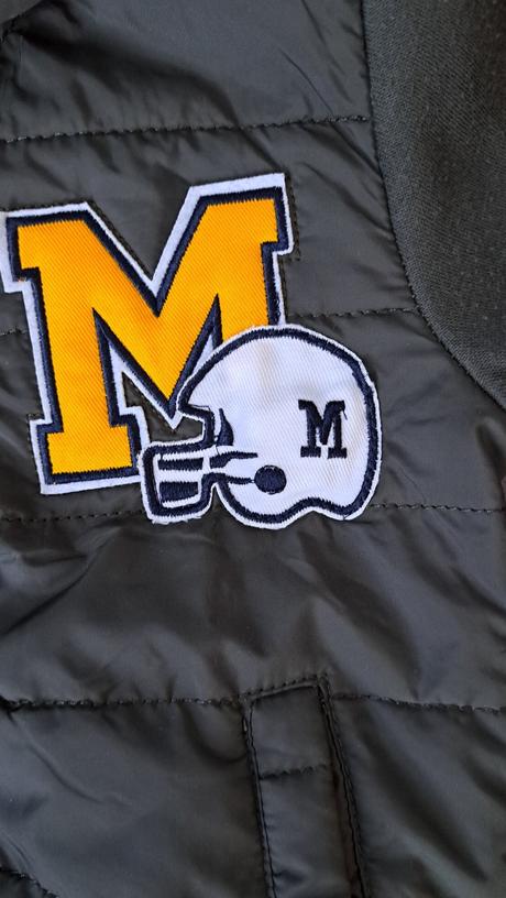 Mikino -bundička, 110