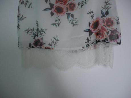 Kvietkovaná blúzka, 34