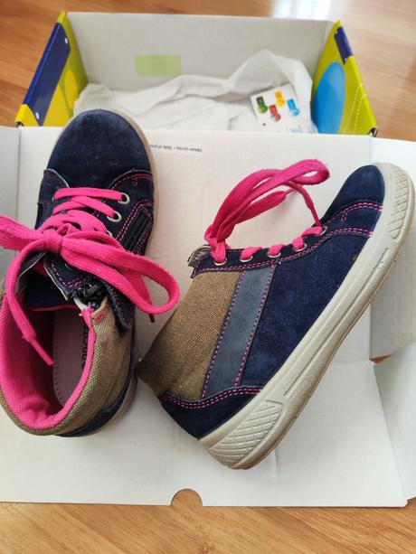 Dievčenské topánky, protetika,32