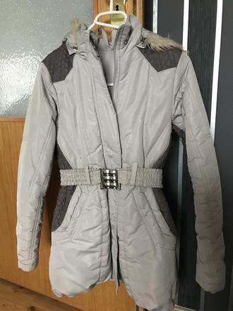 Dievčenský kabát, 140