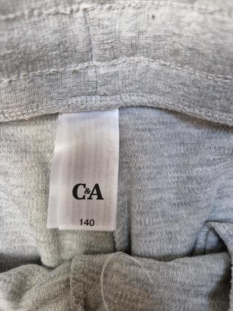 Sivé tepláky c&a 140, c&a,140