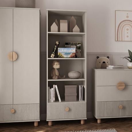 Regál loft, kašmír,