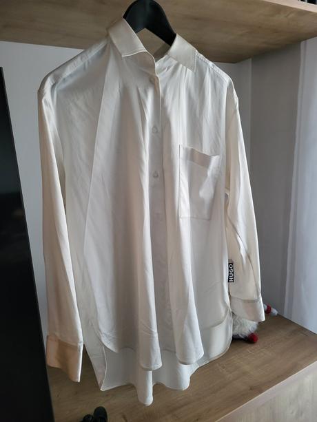 Hugo satenova bluzka, hugo boss,40