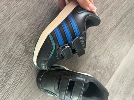 Cierne tenisky adidas, adidas,22