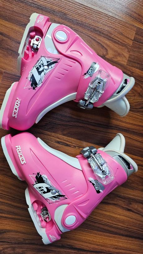 Lyžiarky roces 25-29, roces,25