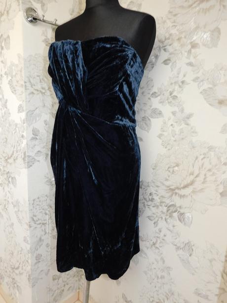 Pekne zamatove slavnostne korzetove saty, george,38