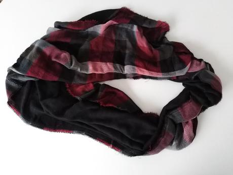 Jednoduchý károvaný šál /tunel, 