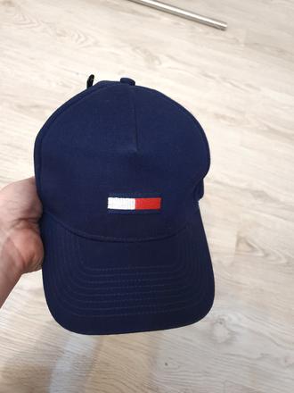 Hilfiger šiltovka nová, tommy hilfiger