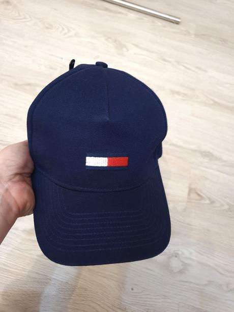 Hilfiger šiltovka nová, tommy hilfiger
