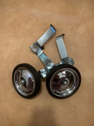 Pomocné kolieska, 14