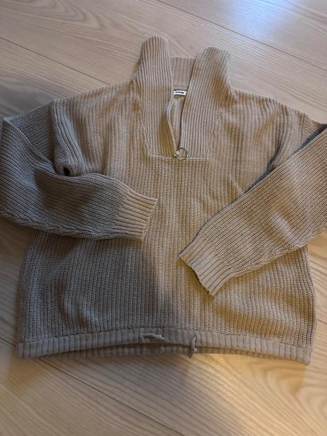 Sveter, sinsay,146