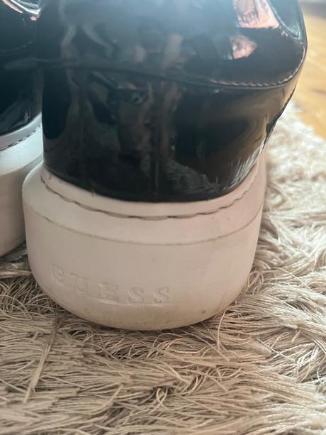 Tenisky guess, guess,40