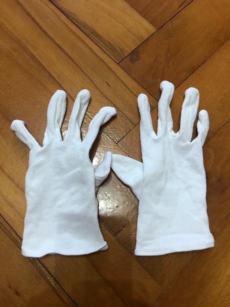 Biele rukavice,