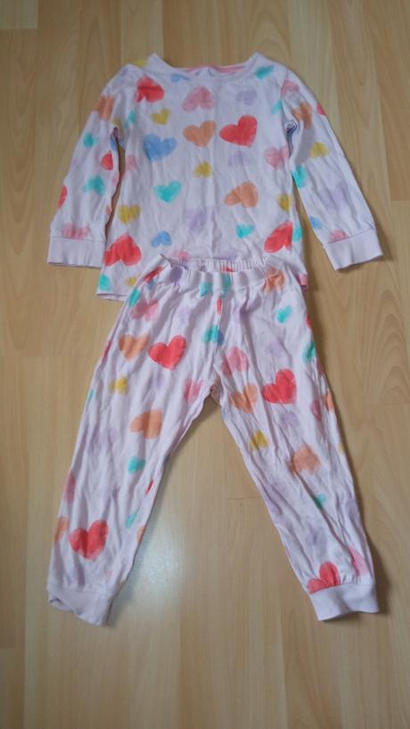 Pyžamo 3-4 roky, f&f,104