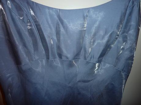 Kvalitne spolocenske saty z u.s.a., 38