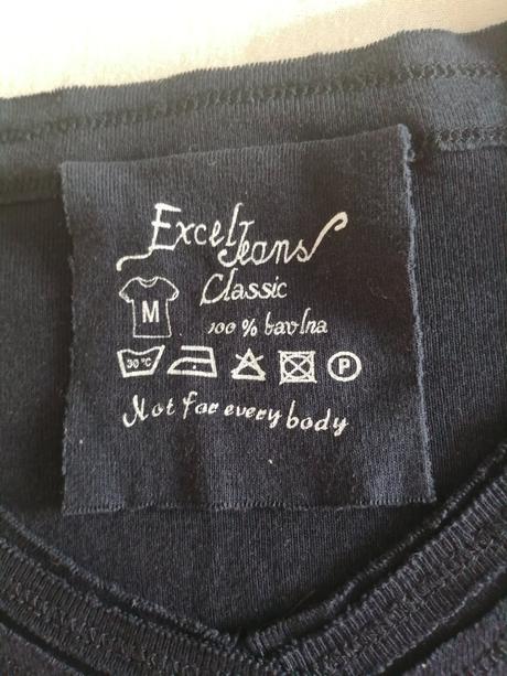 Tričko s aplikáciou na výstrihu, xs