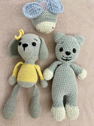 Háčkované hračky,