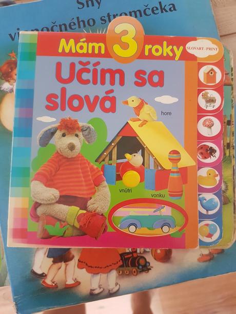 Leporelo/kniha učím sa slová, 