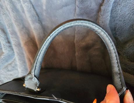 Čierna kabelka, deichmann