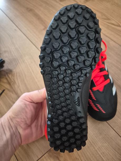 Kopacky na umelu travu 33, adidas,33