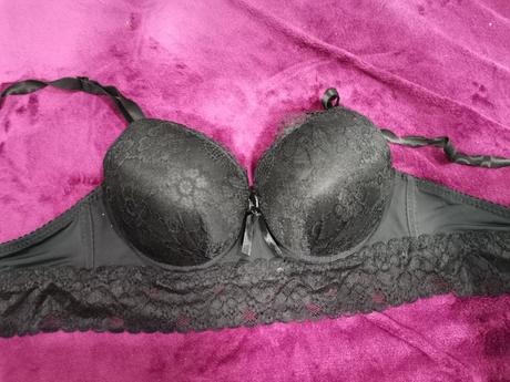 Čipkovana, čierna push-up, 75b