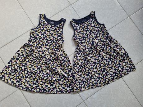2x kvetinkove saty bez rukavov top stav, 116