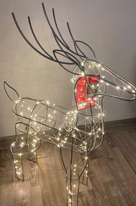 Led svietiaci vianočný sob, 