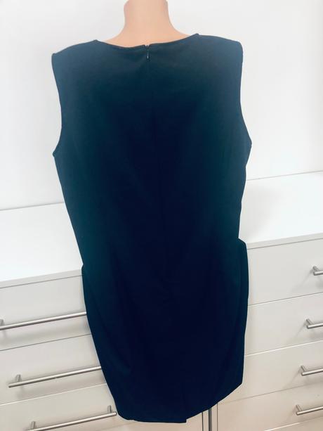 Čierne puzdrové šaty b.p.c. selection bonprix, bonprix,48