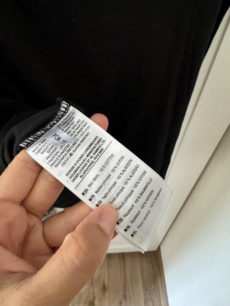 Dámske čierne tričko m, umbro,m