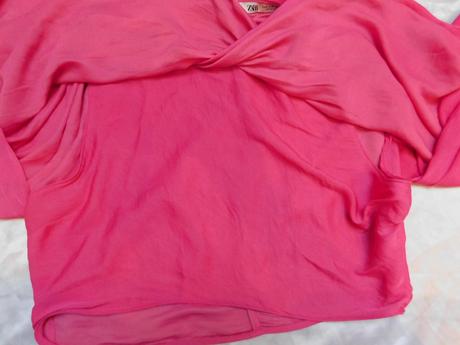 Zara pekna štilova bluzka, zara,38