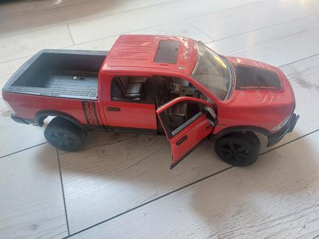 Auto,