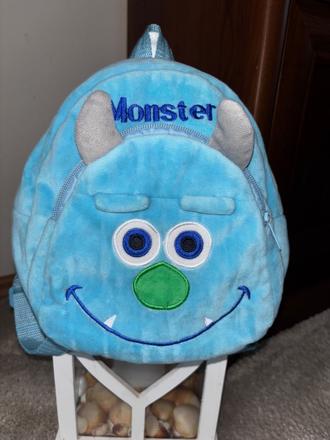 Ruksak monster,