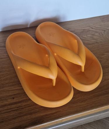 Šľapky, zara,36