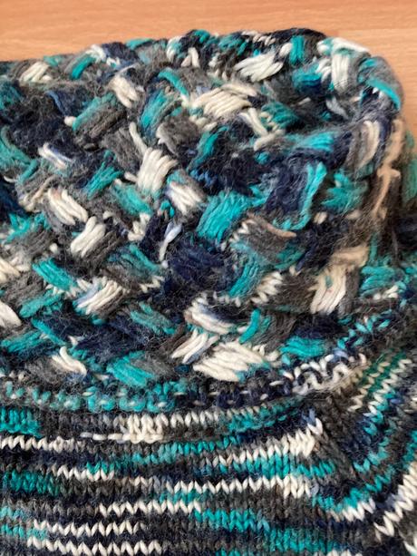 Krásny sveter zn.georges rech, s