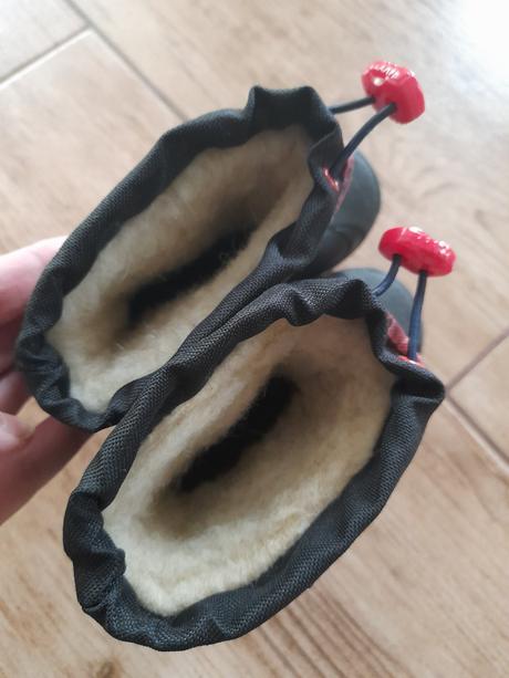 Snehule spider-man 23/24, 23