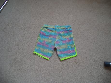 Kraťasy zelené+farebná 152, 152