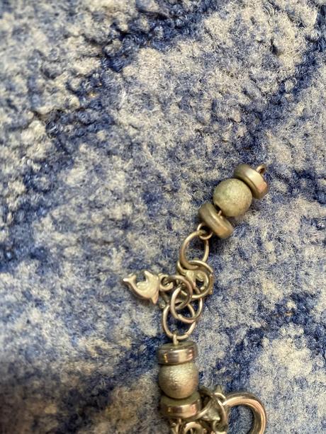 Nekompletné časti náramkov,