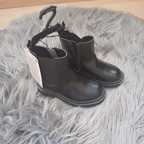 Dievčenské  čižmy, h&m,25