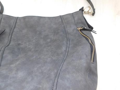 Priestranná kabelka, 