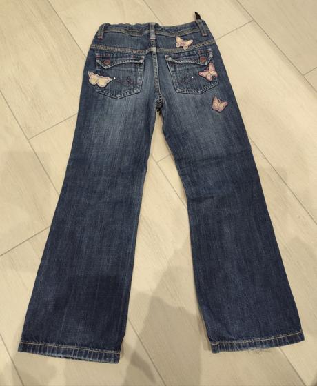 Predám dievčenské rifle, next,128